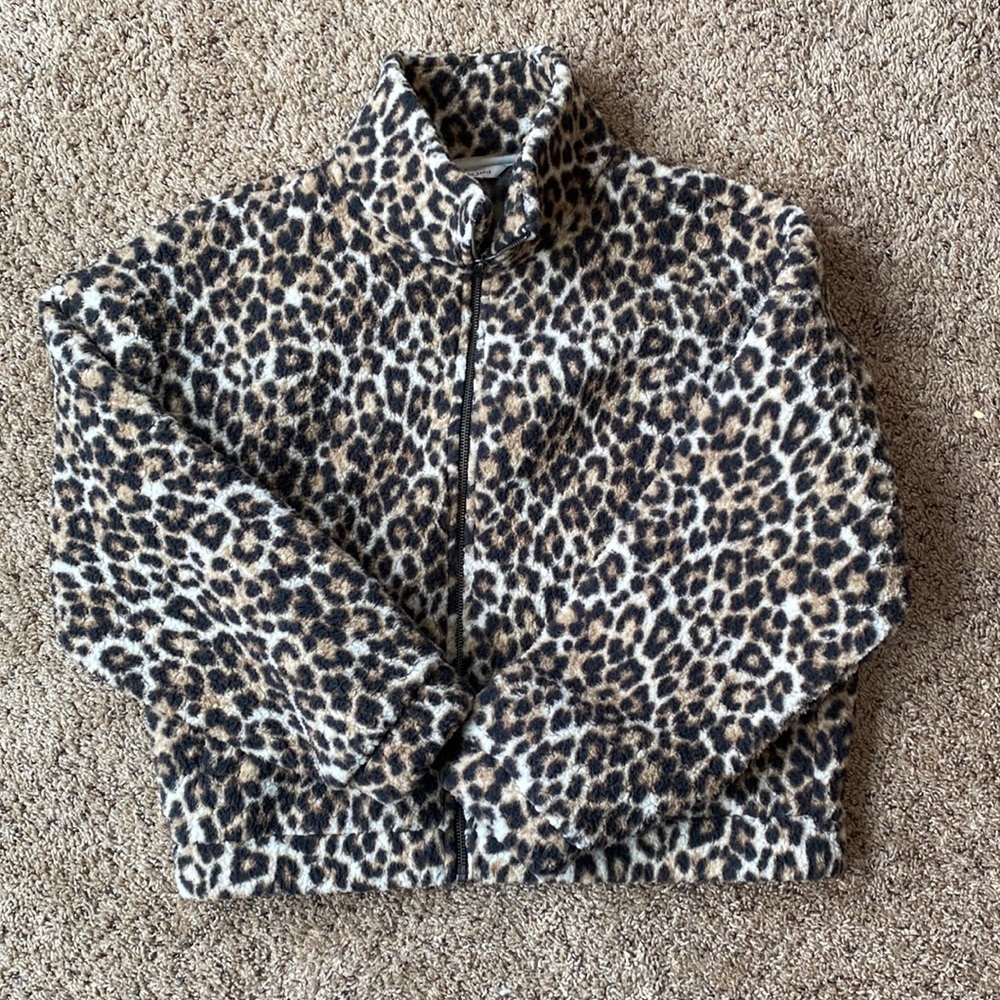 American Eagle Leopard zip-up Sherpa
